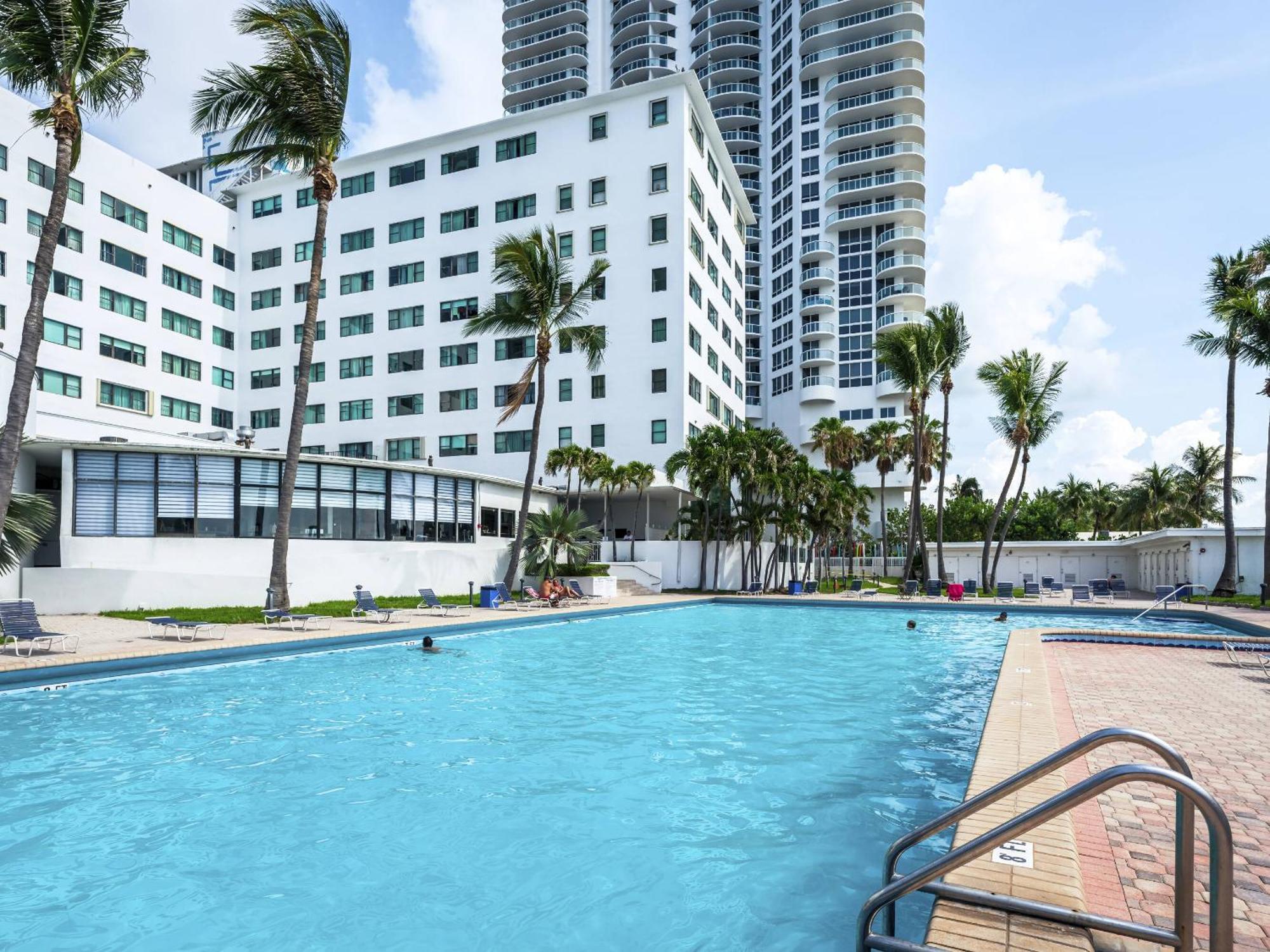 Ocean Front Units At Miami Beach Exterior foto